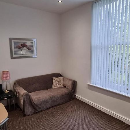 No 7 - 1 Bed Near Sefton Park And Lark Lane Liverpool Exterior foto